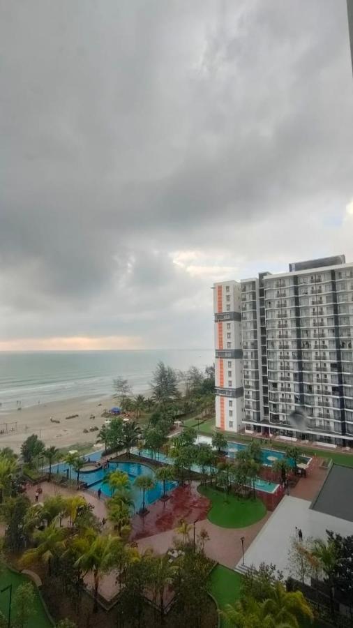 Timurbay Seafront Staycation By Nedd'S Kuantan Exterior photo
